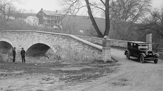 Lincoln at Burnside bridge. Photograph by the Ford Motor Co., 1910 - 1926 [Library of Congress]